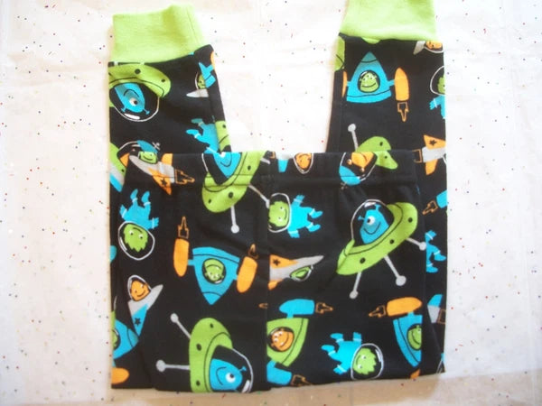 CARTER'S 2 PIECE SLEEPWEAR PAJAMAS BOYS ROCKET POWERED ~  GLOWS IN THE DARK NWT