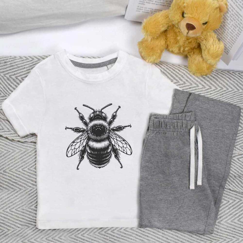 'Bumblebee Resting' Kids Nightwear / Pyjama Set (KP054859)