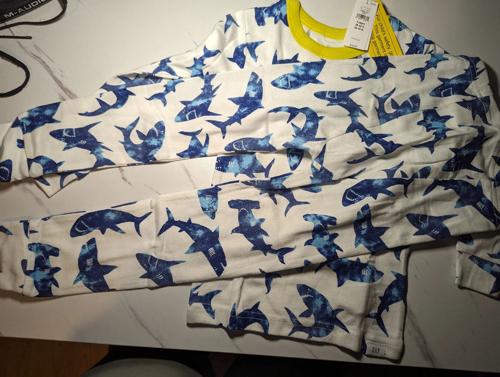 Baby Gap PJ Set 2 Piece Brand New Shark Design Long Sleeve and Pant
