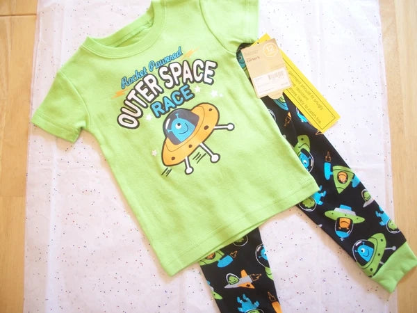 CARTER'S 2 PIECE SLEEPWEAR PAJAMAS BOYS ROCKET POWERED ~  GLOWS IN THE DARK NWT