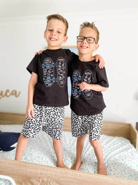 Boys Size 3-7 Black Skateboard Summer Cotton Short Sleeve Pyjama Set – 2006